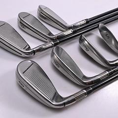 Taylormade M4 Irons / 5-PW+SW / Regular Flex Fujikura Atmos Red 6 Shafts - Image 4