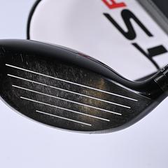 Titleist TSR2 #3 Wood / 16.5 Degree / Stiff Flex HZRDUS Black 70 Shaft - Image 3