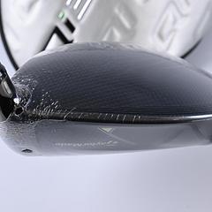 Taylormade Qi35 Driver / 10.5 Degree / Regular Flex Fujikura Ventus Blue 5 Shaft - Image 5