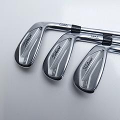 Used Titleist 620 CB Iron Set / 4 - PW / X-Stiff Flex - Image 3