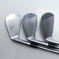 Used Srixon Z745 & Z945 Combo Iron Set / 4 - 9 IRON / Stiff Flex - Image 6
