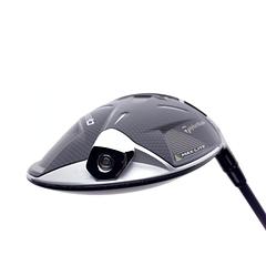 Used TaylorMade Qi35 Max Lite Driver / 12.0 Degrees / Regular Flex - Image 2