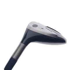 Used Titleist 906F2 3 Fairway Wood / 15 Degrees / Stiff Flex / Left-Handed - Image 3