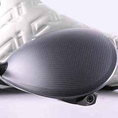 Taylormade Qi35 Driver / 10.5 Degree / Stiff Flex Fujikura Air Speeder 50 Shaft - Image 5