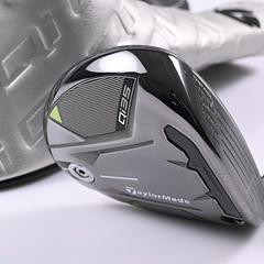 Taylormade Qi35 Max Lite #5 Wood / 18.5 Degree / Senior Flex Vanquish 4 Shaft - Image 1