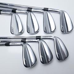 Used Ping i530 Iron Set / 4 - PW / X-Stiff Flex / Left-Handed - Image 1
