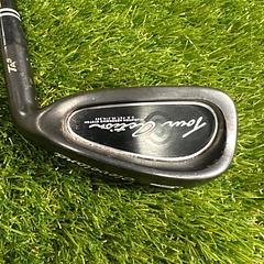 Cleveland Tour Action 4 Iron - Image 1