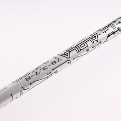 Titleist 915 D2 Driver / 10.5 Degree / Regular Flex Aldila Rogue Black 70 Shaft - Image 6