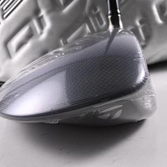 Taylormade Qi35 Driver / 10.5 Degree / Stiff Flex Fujikura Ventus Blue 5 Shaft - Image 3
