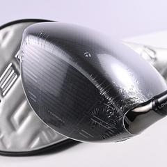 Taylormade Qi35 Driver / 10.5 Degree / Stiff Flex Fujikura Ventus Blue 5 Shaft - Image 4