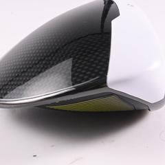 Taylormade M2 2017 Driver / 9.5 Degree / X-Flex HZRDUS Yellow 76 Shaft - Image 3