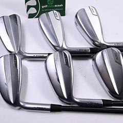 Left Hand Ping i530 Irons / 6-PW+GW / Blue Dot / Regular Flex UST Recoil Dart 75 - Image 2