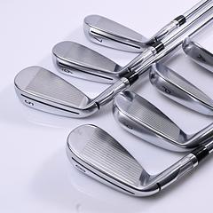 Taylormade Qi Irons / 5-PW+AW / Regular Flex Dynamic Gold Mid 115 R300 Shafts - Image 4