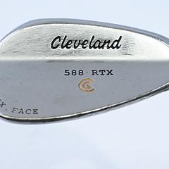 Cleveland 588 RTX Gap Wedge / 52 Degree / Wedge Flex Dynamic Gold Shaft - Image 1