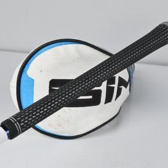 Taylormade SIM2 Max Driver / 10.5 Degree / Regular Flex Ventus Blue 5 Shaft - Image 8