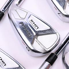 Cleveland Launcher UHX Irons / 5-PW / Regular Flex Dynamic Gold DST 98 R300 - Image 1