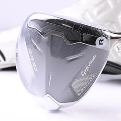 Taylormade Qi35 Max Lite Driver / 10.5 Degree / Regular Flex Vanquish 4 Shaft - Image 9