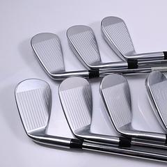 Titleist T250 2025 Irons / 5-PW+48° / Regular Flex AMT Black Shafts - Image 3