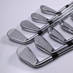 Mizuno Pro 225 Irons / 3-PW+GW / Regular Flex Dynamic Gold 105 R300 Shafts - Image 4