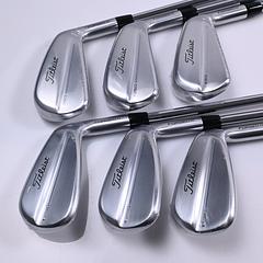 Titleist T250 2025 Irons / 5-PW / Regular Flex AMT Red Shafts - Image 2