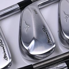Mizuno Pro 225 Irons / 5-PW+GW / Regular Flex Aerotech Steelfiber i95 Shafts - Image 1