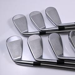 Mizuno Pro 225 Irons / 5-PW+GW / Regular Flex Aerotech Steelfiber i95 Shafts - Image 3