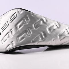 Taylormade Qi35 Driver / 10.5 Degree / Stiff Flex Fujikura Ventus Blue 5 Shaft - Image 1