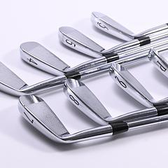 Titleist 695 Forged Irons / 3-PW / Stiff Flex Dynamic Gold S300 Shafts - Image 4