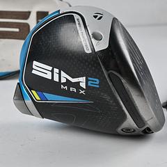 Taylormade SIM2 Max Driver / 10.5 Degree / Regular Flex Ventus Blue 5 Shaft - Image 1