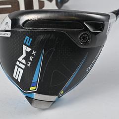 Taylormade SIM2 Max Driver / 10.5 Degree / Regular Flex Ventus Blue 5 Shaft - Image 2