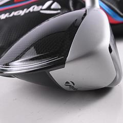 Taylormade M4 Driver / 10.5 Degree / Regular Flex Fujikura Atmos Red 5 Shaft - Image 3