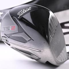 Titleist TSi2 Driver / 10 Degree / Stiff Flex Tensei AV Raw White 65 Shaft - Image 1