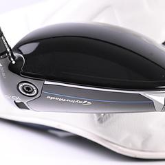 Taylormade Qi10 Max Driver / 10.5 Degree / Stiff Flex Fujikura Ventus Red - Image 5