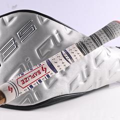 Taylormade Qi35 Driver / 10.5 Degree / Stiff Flex UST ATTAS Speed Series 40 - Image 2