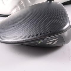 Taylormade Qi35 Driver / 9 Degree / Stiff Flex Fujikura Air Speeder 50 Shaft - Image 3