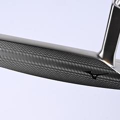 Mizuno M-Craft Omoi 04 Putter / 34 Inch - Image 3