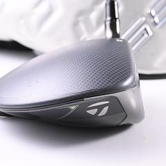 Taylormade Qi35 Driver / 10.5 Degree / Regular Flex Cypher 2.0 50 Shaft - Image 7