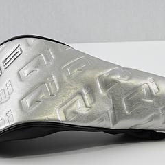 Taylormade Qi35 Driver / 10.5 Degree / Regular Flex Fujikura Ventus Blue 5 Shaft - Image 1