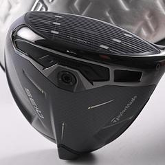 Taylormade Qi35 Driver / 9 Degree / Stiff Flex Fujikura Air Speeder 50 Shaft - Image 2