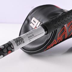 Taylormade M6 Driver / 10.5 Degree / Stiff Flex Fujikura Atmos Orange 5 Shaft - Image 1