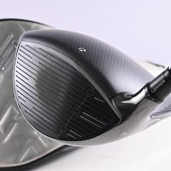 Taylormade Qi35 Driver / 10.5 Degree / Regular Flex Helium Nanocore 5 Shaft - Image 6