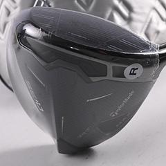 Taylormade Qi35 Max Driver / 10.5 Degree / Regular Flex Fujikura Air Speeder 50 - Image 2