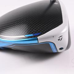 Taylormade SIM2 Driver / 8 Degree / Regular Flex Fujikura Ventus Blue 6 Shaft - Image 3