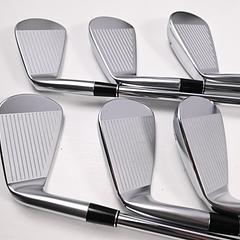 Srixon ZXi5 Irons / 5-PW / Stiff Flex Dynamic Gold Mid 115 S300 Shafts - Image 3