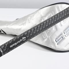 Taylormade Qi35 Max Lite Driver / 10.5 Degree / Regular Flex Fujikura Ventus - Image 7