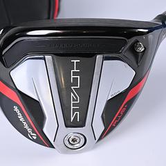 Taylormade Stealth Plus #3 Wood / 13.5 Degree / Stiff Flex Hzrdus Smoke RDX Red - Image 1
