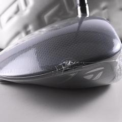 Taylormade Qi35 Driver / 9 Degree / Stiff Flex Fujikura Ventus Blue 5 Shaft - Image 3