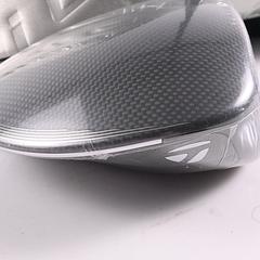 Taylormade Qi35 Max Lite Driver / 10.5 Degree / Regular Flex Vanquish 4 Shaft - Image 7