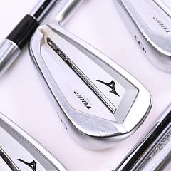 Mizuno JPX 921 Tour Irons / 4-PW / X-Flex Dynamic Gold X100 Shafts - Image 1