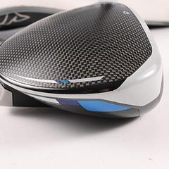 Taylormade SIM Max Driver / 10.5 Degree / Stiff Flex Fujikura Atmos Red 5 Shaft - Image 3